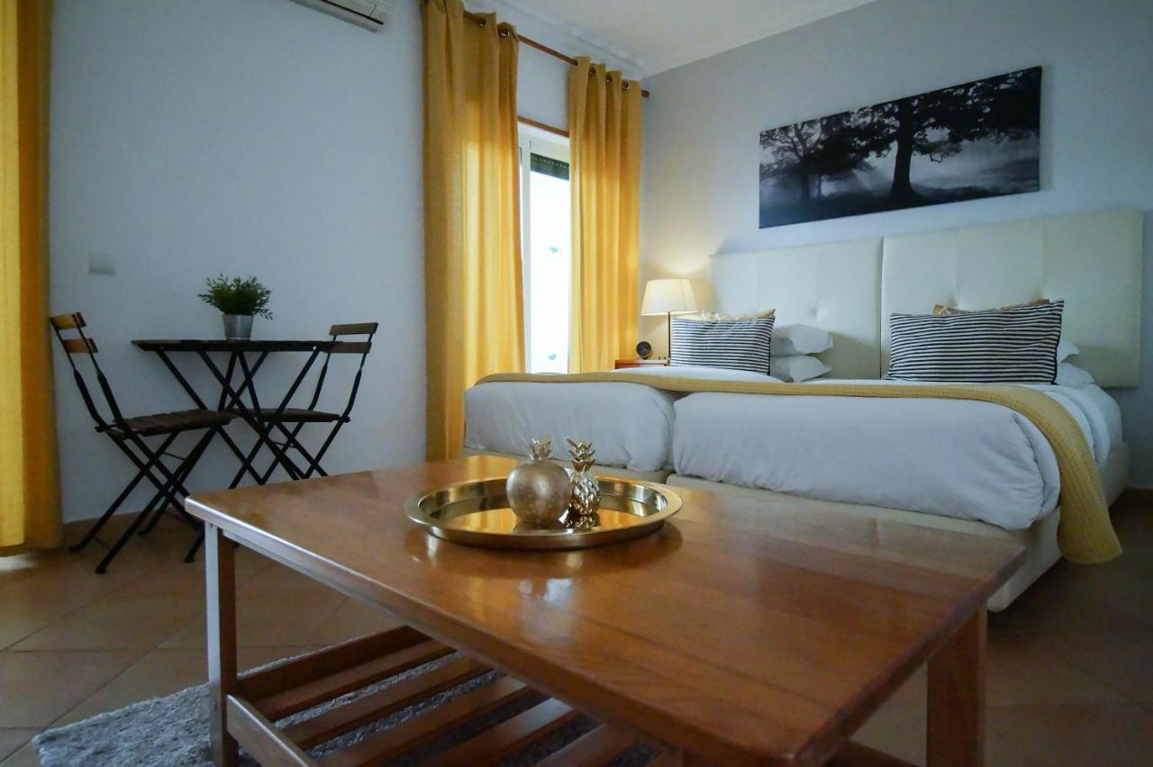 Oasis Beach Apartments Luz エクステリア 写真