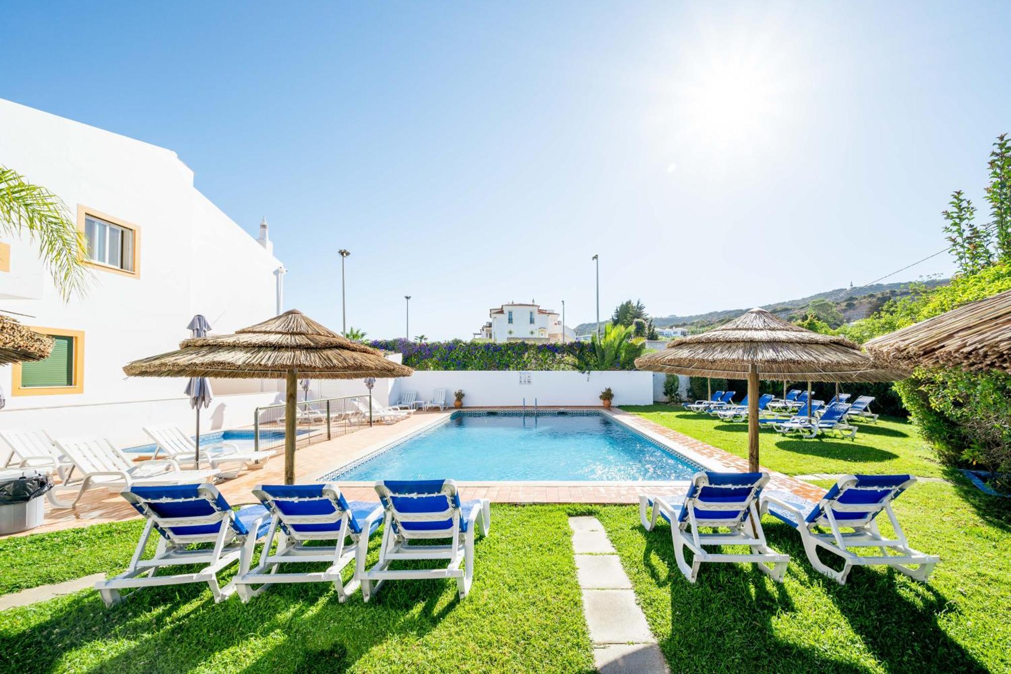 Oasis Beach Apartments Luz エクステリア 写真